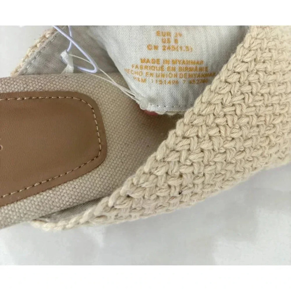 H&M Womens Square Toe Crossover Block Heels Crochet Mules Sandal Beige Sz 8 - Picture 7 of 9